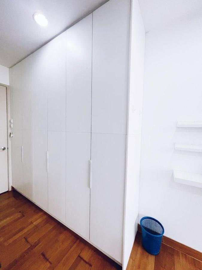 קואלה לומפור Connected Train 3 Bedrooms - Above Klgateway Mall 14 מראה חיצוני תמונה