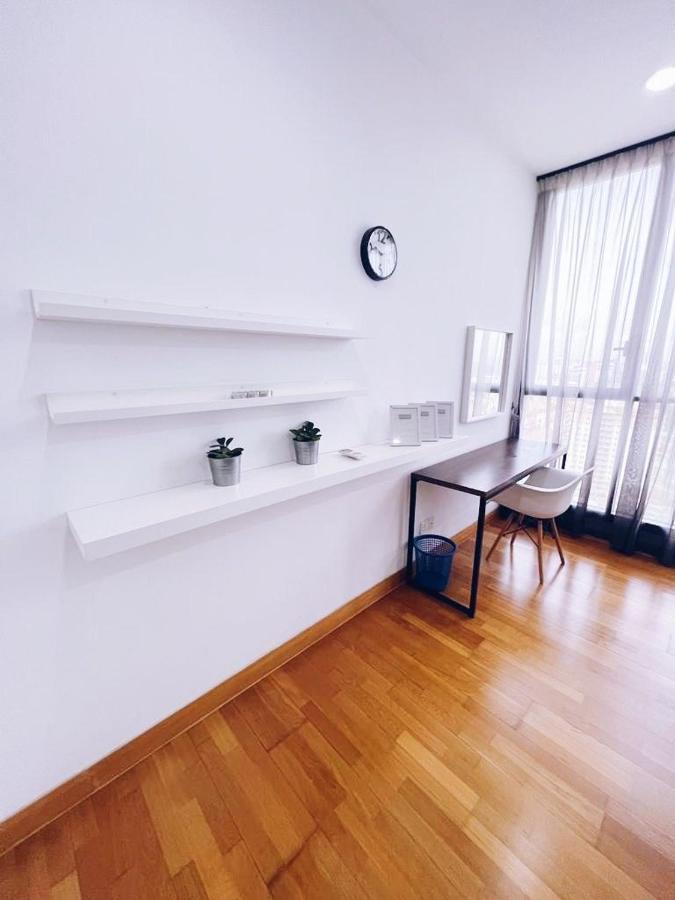 קואלה לומפור Connected Train 3 Bedrooms - Above Klgateway Mall 14 מראה חיצוני תמונה